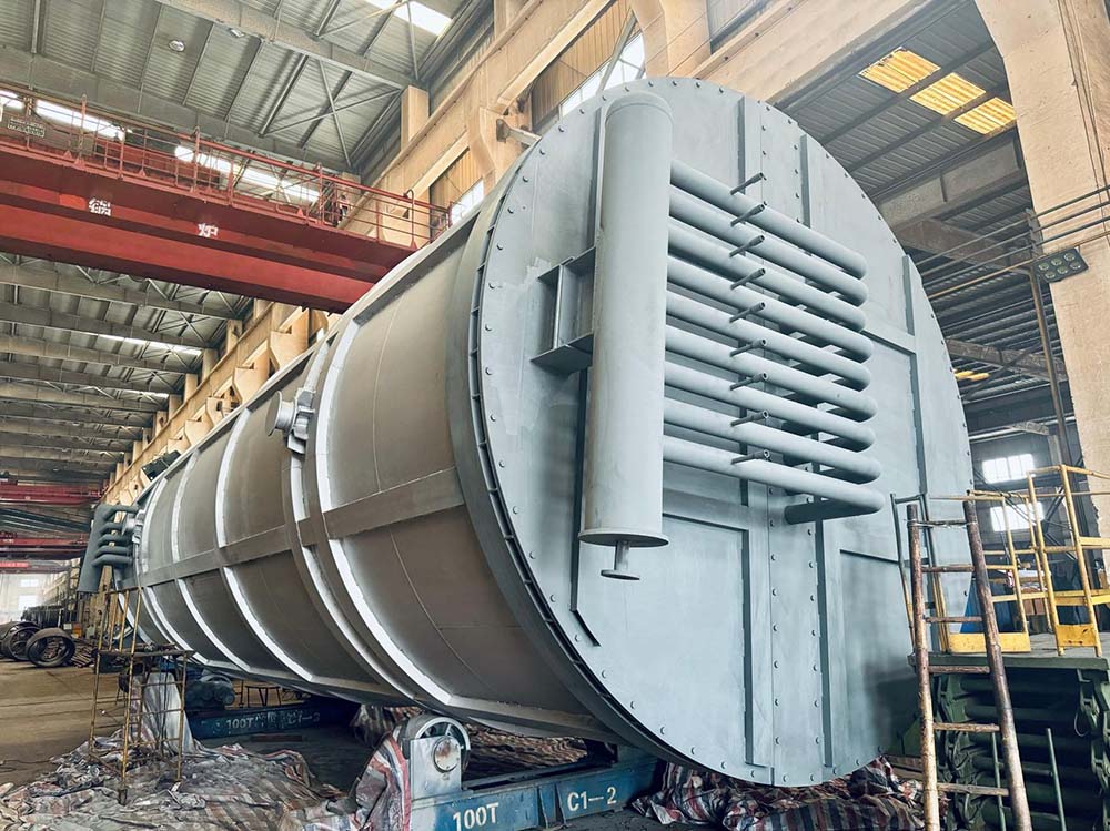 供石化行業(yè)2260萬大卡/時(shí)燃?xì)馊埯}爐生產(chǎn)現(xiàn)場