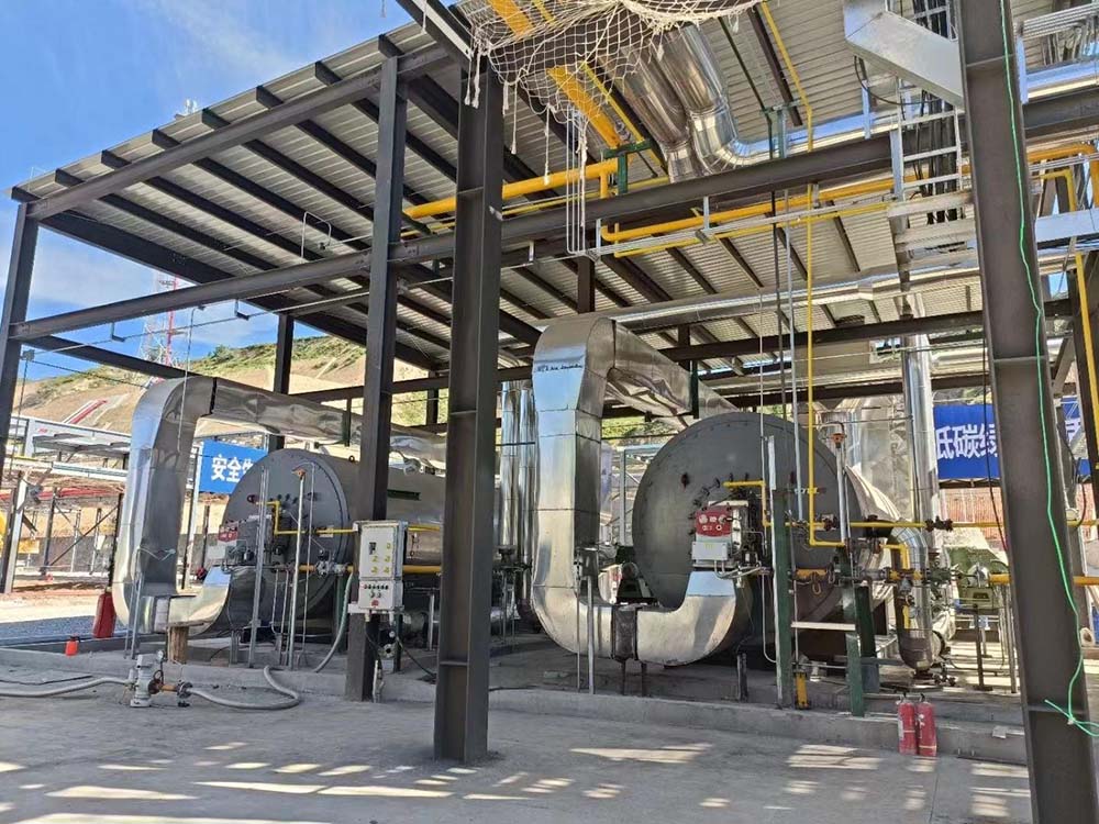 LNG深冷行業(yè)2臺600萬大卡/時(shí)燃?xì)庹w熱媒機(jī)組